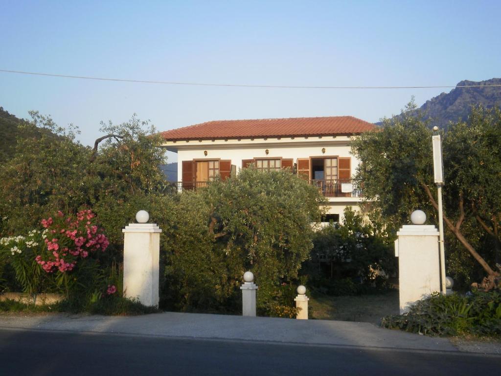 Villa Thomi Skala Rachoni  Exterior photo